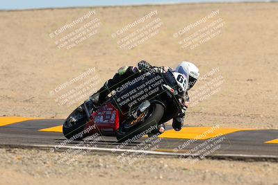 media/Oct-09-2022-SoCal Trackdays (Sun) [[95640aeeb6]]/Turn 12 (140pm)/